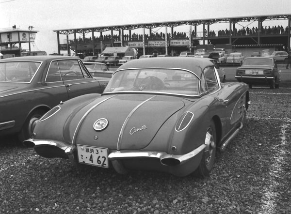 59-1c (149-43) 1959 Chevrolet Corvette Hardtop.jpg